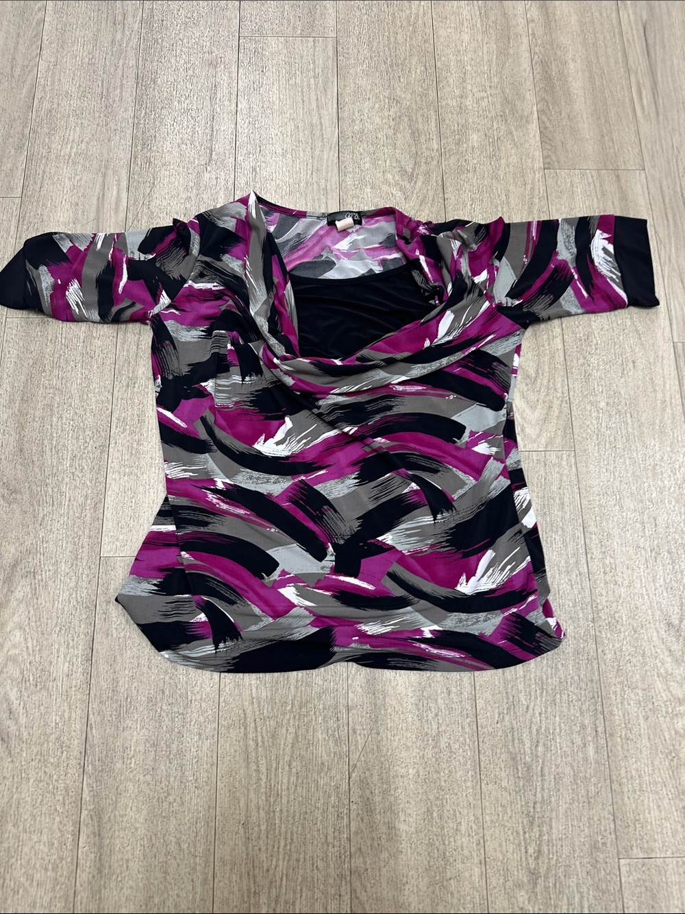 Cowl Neck Brushstroke Print Blouse in Magenta, Black & Gray